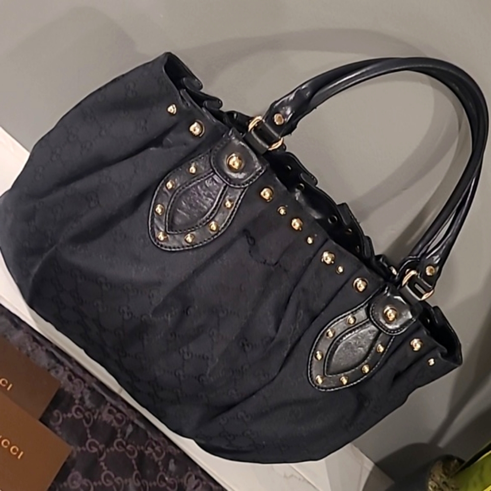 New! Authentic Gucci